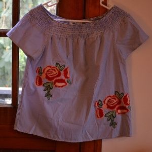 Floral Appliqué Top!